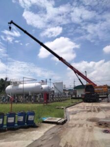 เช่ารถเครนดินแดง