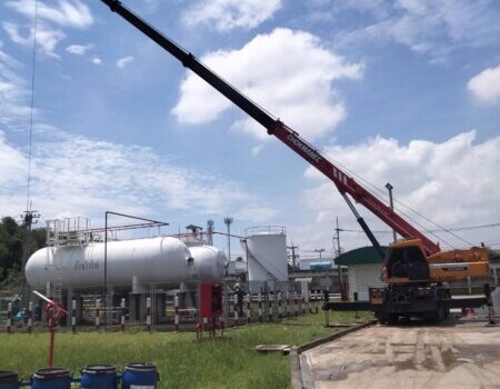 เช่ารถเครนดินแดง